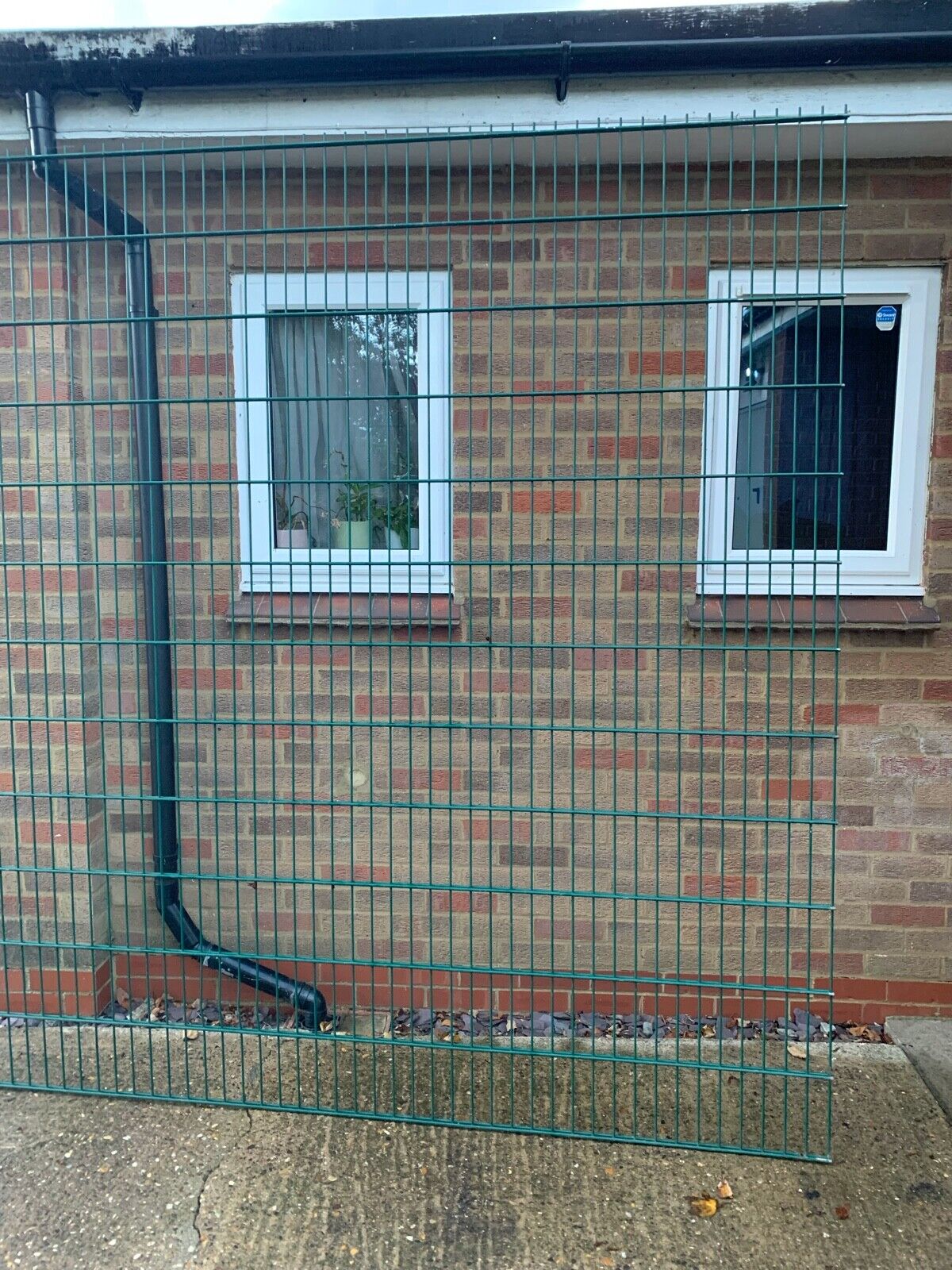 Green mesh fence panel security wire fencing reclaimed farm pets garden
