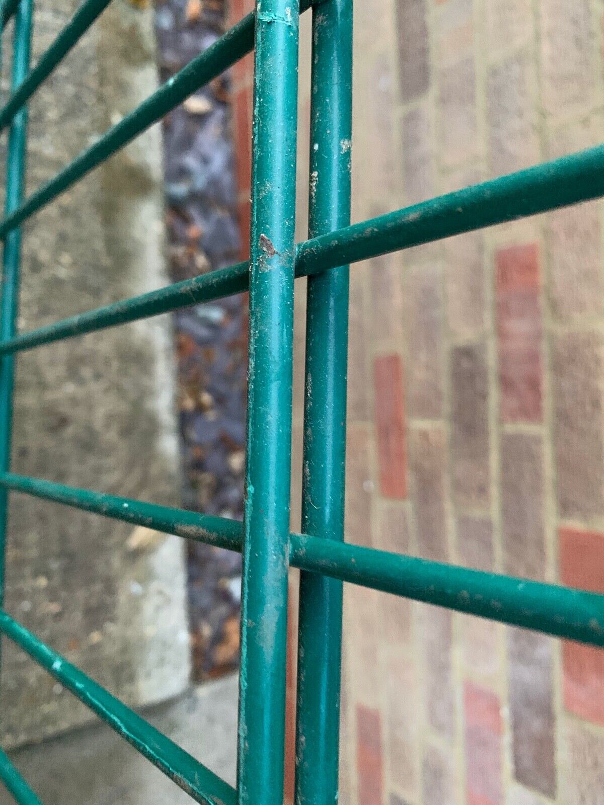 Green mesh fence panel security wire fencing reclaimed farm pets garden