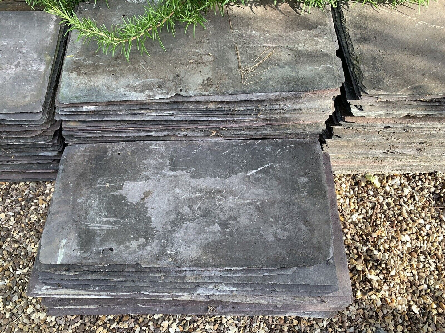 RECLAIMED ROOF SLATES SLATE ROOF TILES 22” X 11” Garden