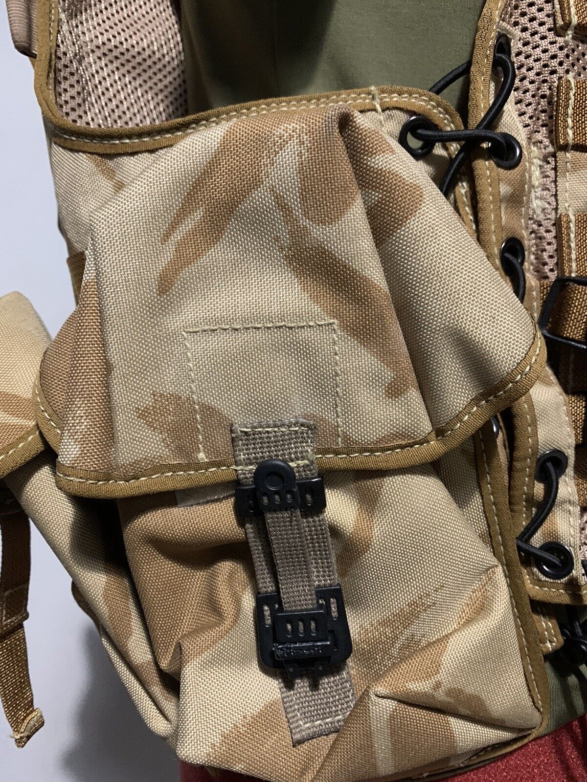 British Army Desert DPM Tactical load carrying Assault Vest with 9 Pouches (VE1)