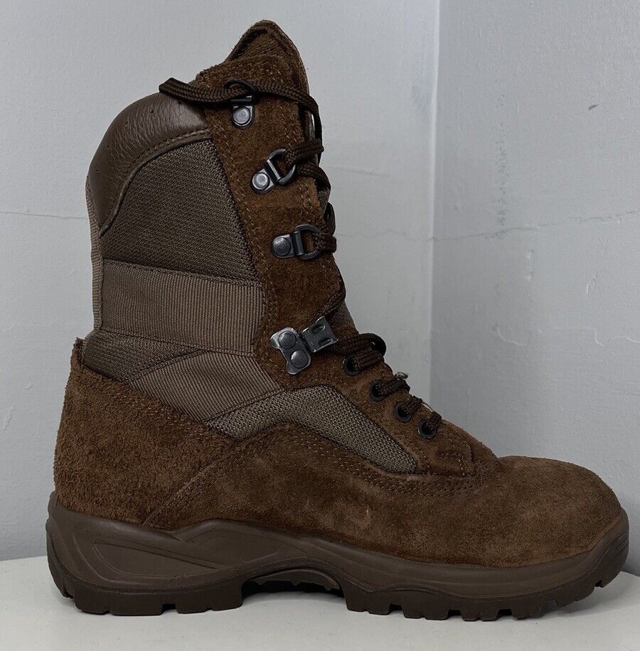 YDS Boots, Size: 4 Wide Female Falcon Desert Patrol British Army Grade 1