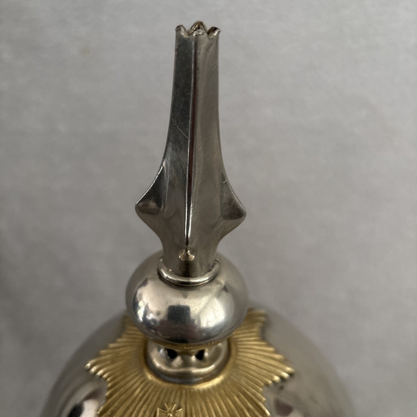 HOUSEHOLD CAVALRY THE LIFE GUARDS CEREMONIAL HEADWEAR BRITISH ARMY