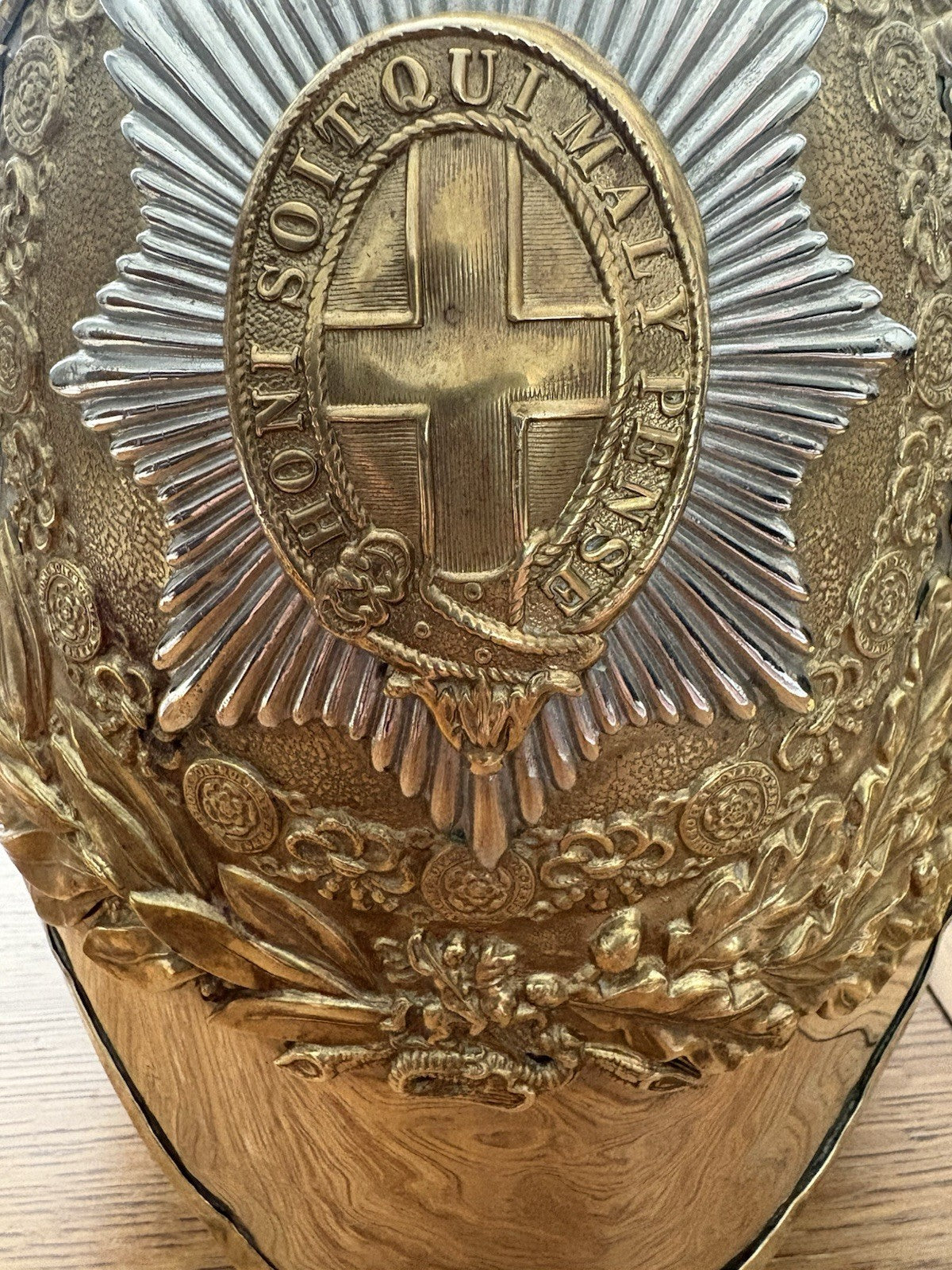 HOUSEHOLD CAVALRY THE LIFE GUARDS CEREMONIAL HEADWEAR BRITISH ARMY