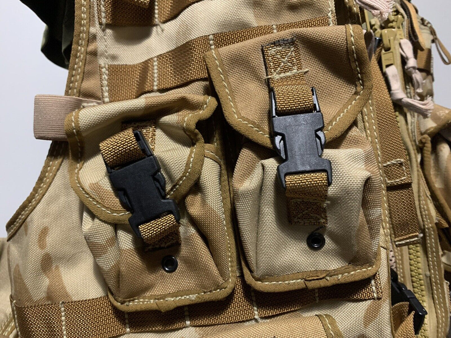 British Army Desert DPM Tactical load carrying Assault Vest with 9 Pouches (VE1)