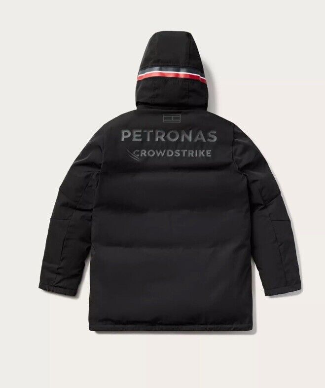 BNWT Mercedes AMG Petronas F1 2023 Team Warm Winter Coat SIZE L Racing 