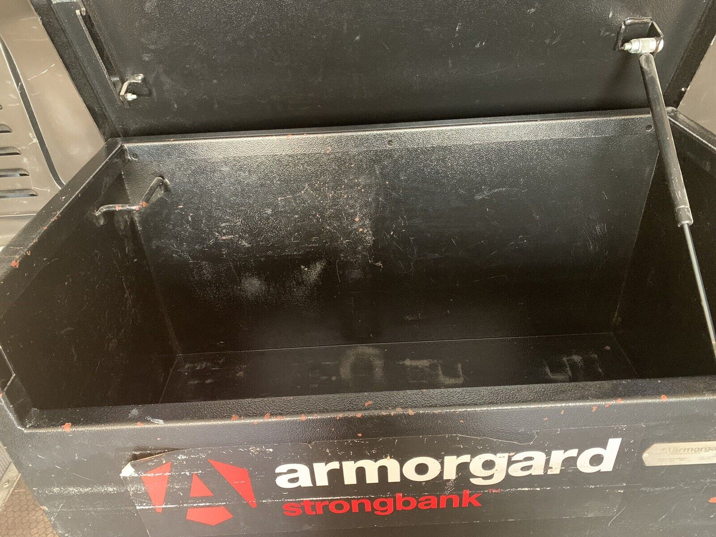 Armorgard Strongbank Van Vault Secure Site Box Tool Box