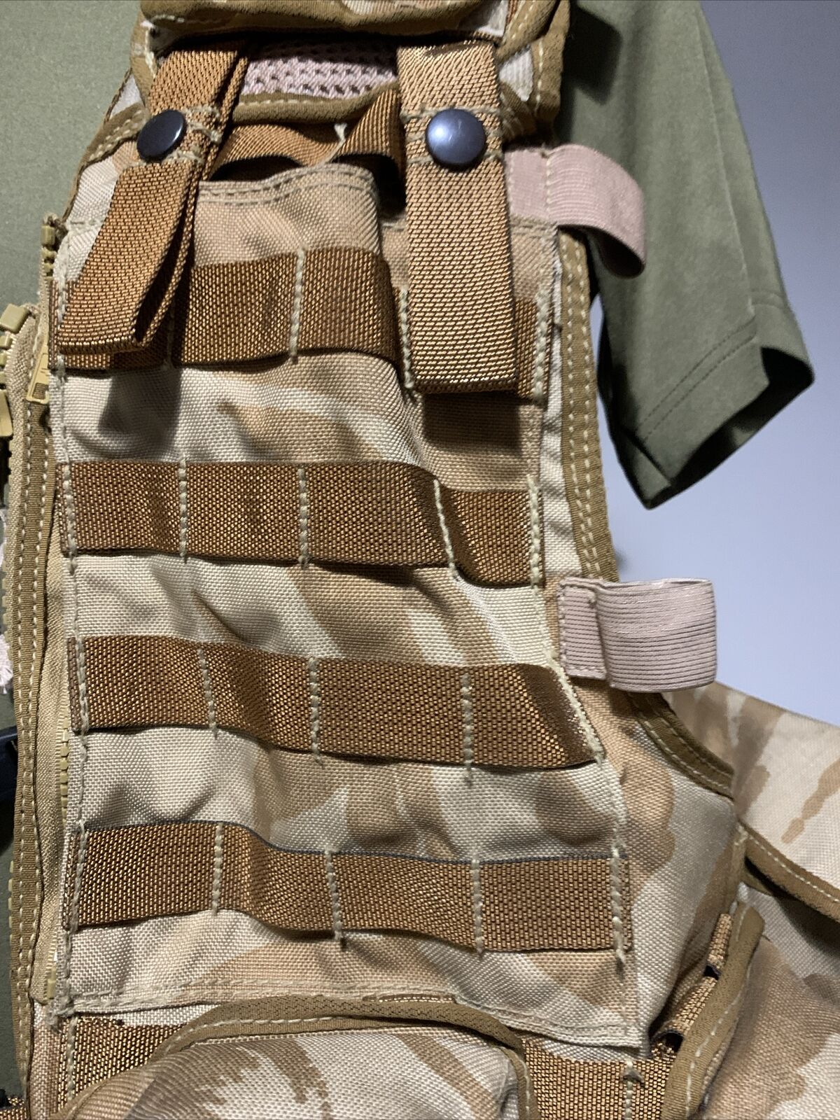 British Army Desert DPM Tactical load carrying Assault Vest with 7 Pouches (VE3)