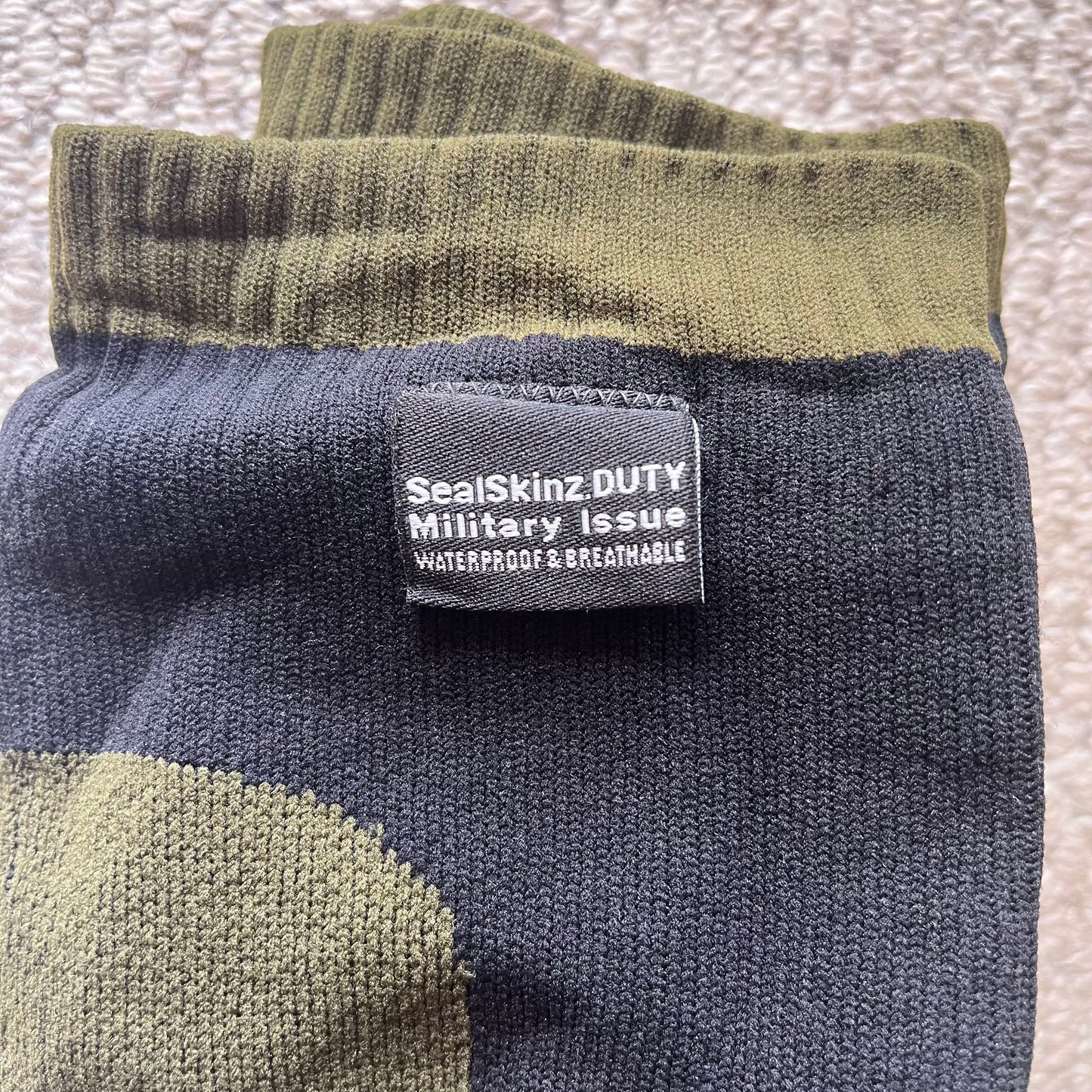 Sealskinz Waterproof All Weather Mid Army Sock Military UnIssued Surplus