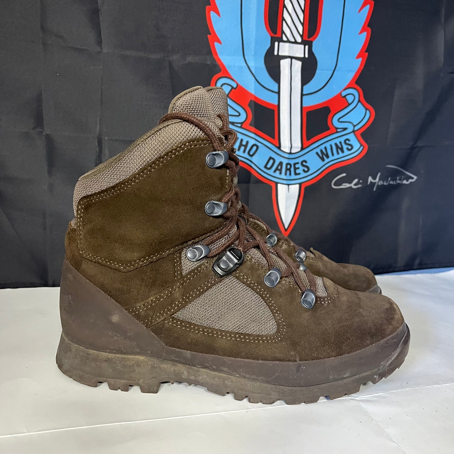 Haix suede brown army surplus combat boots for men – used military footwear, durable and versatile