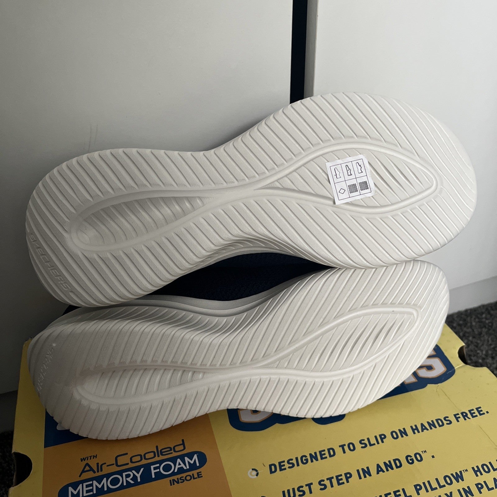 Skechers Slip-ins Ultra Flex 3.0 Vegan Womens Slip On Trainers in Navy UK Size 6