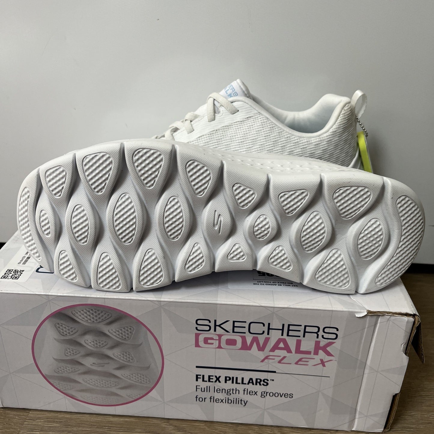 Skechers Go Walk Flex Viva White Trainers Women UK Size 8 EU 31 Brand New In Box