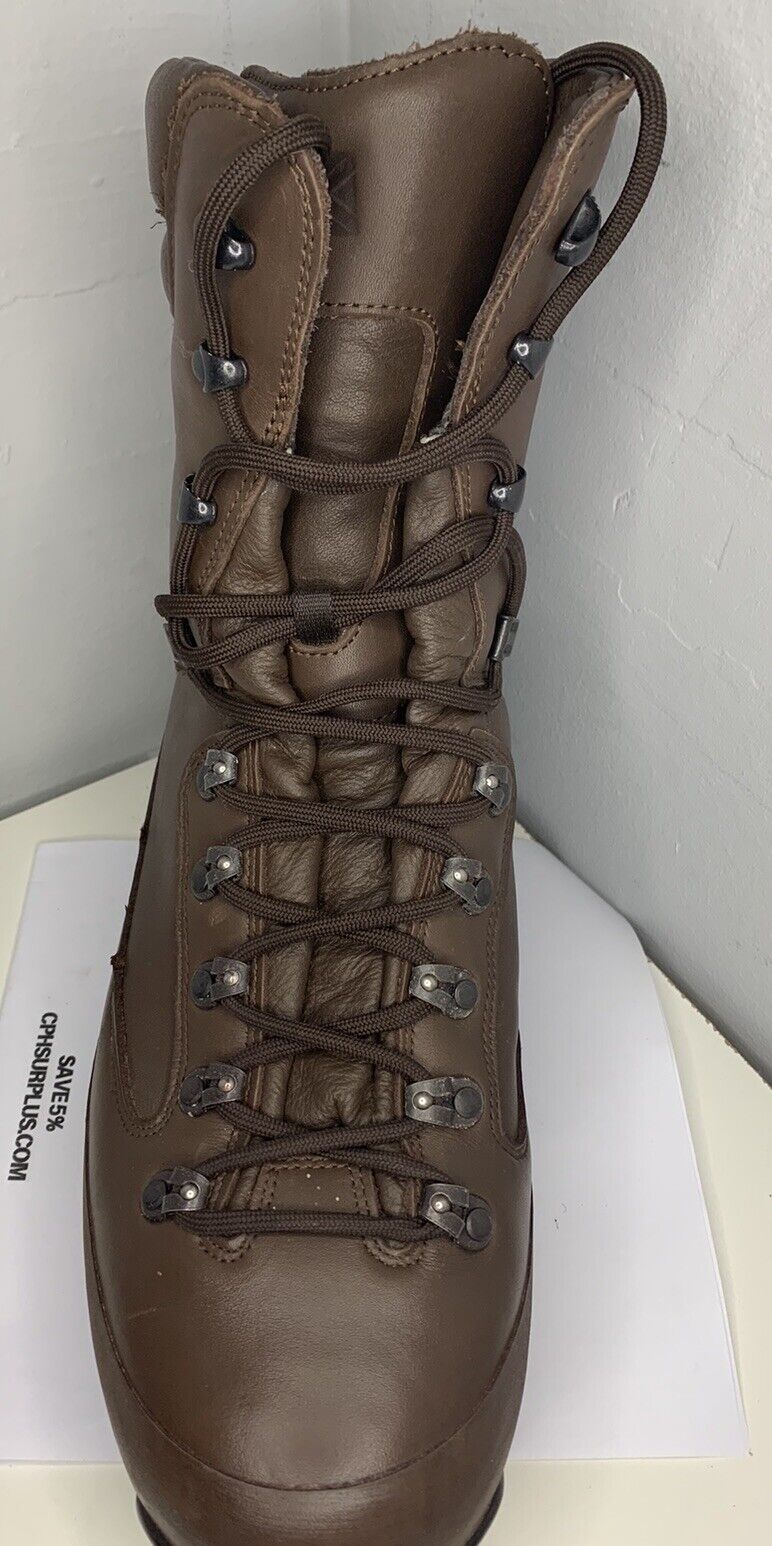 KARRIMOR Brown Size 12M Combat Boots British Army Cold Wet WEATHER G1 Walking