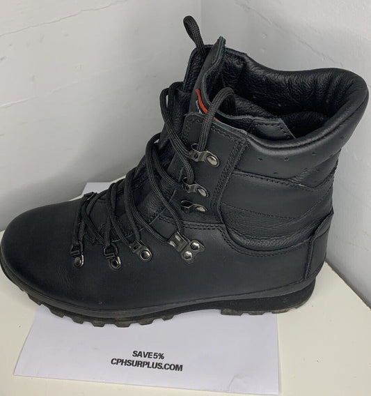 Female ALTBERG Black Defenders Army Boots Leather Altberg Boots SIZE 7M G1
