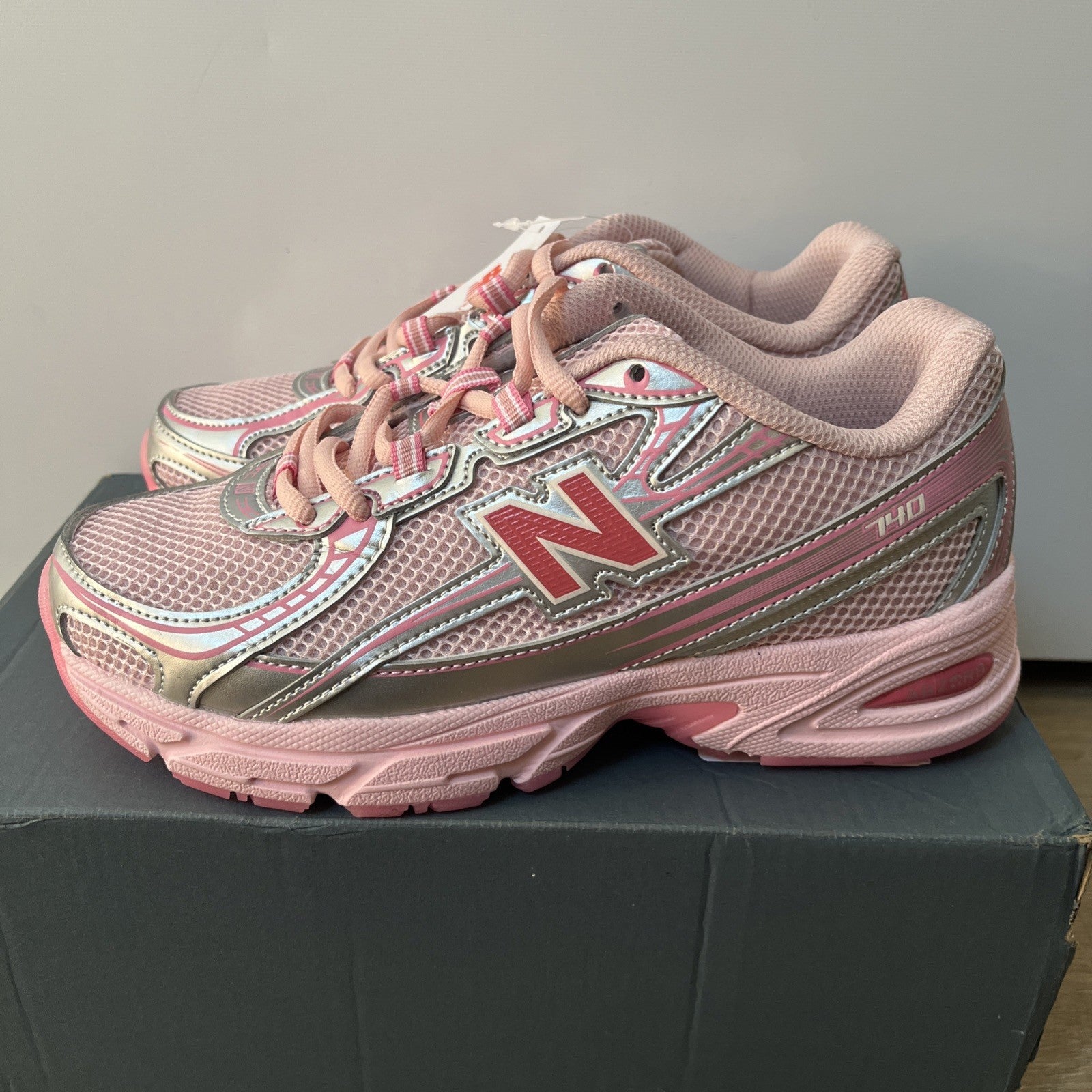 NEW BALANCE Pink & Silver 740 Trainers UK Size 6 Brand New U740AP2 Trainers NB