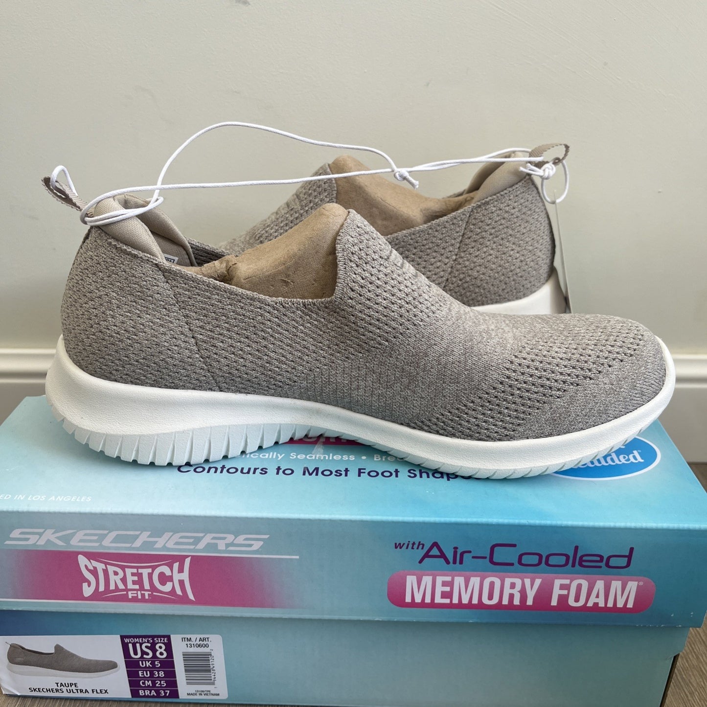 SKECHERS TRAINERS Womens Taupe ULTRA FLEX SLIP-ON Ladies Walking Shoes Size 5
