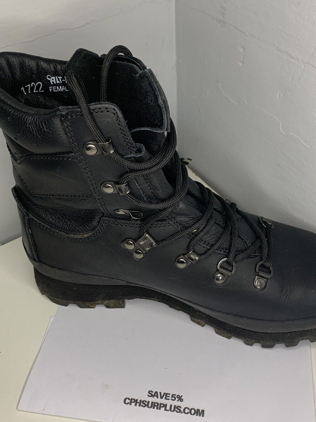 Female ALTBERG Black Defenders Army Boots Leather Altberg Boots SIZE 7M G1