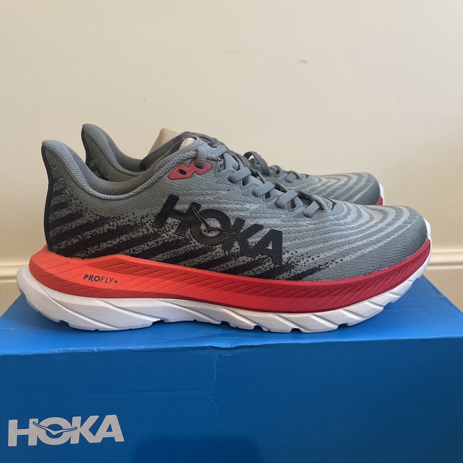 HOKA Mach 5 Men's Breathable Mesh Running Trainers Grey Lace Up UK 7 New In Box
