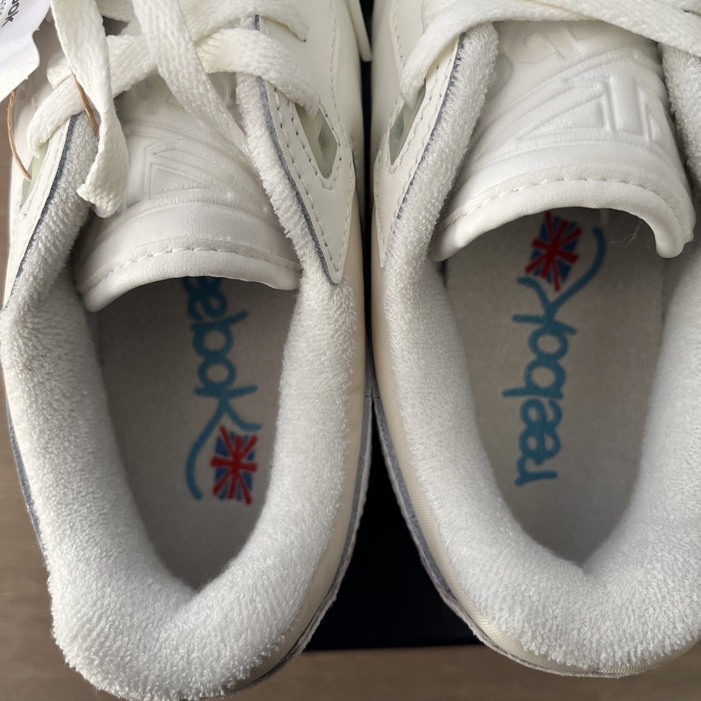 Men's Reebok BB 4000 II Trainers in White UK Size 8 Brand New Classic Basketball