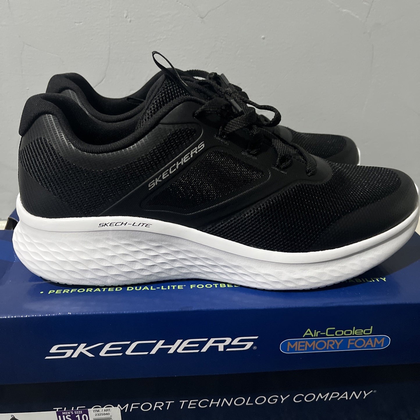 Skechers Men's Lite Pro Century Trainer in Black UK Size 9 New In Box Memoryfoam