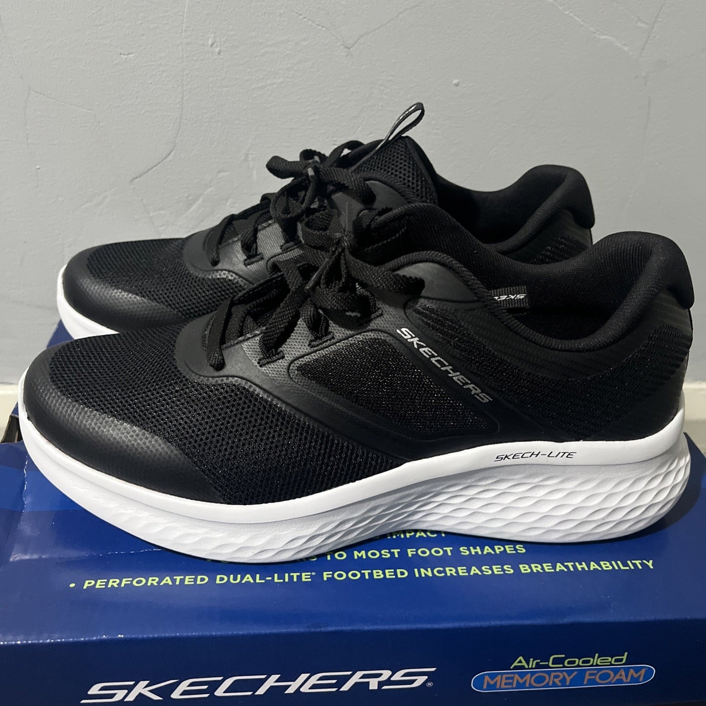 Skechers Men's Lite Pro Century Trainer in Black UK Size 9 New In Box Memoryfoam