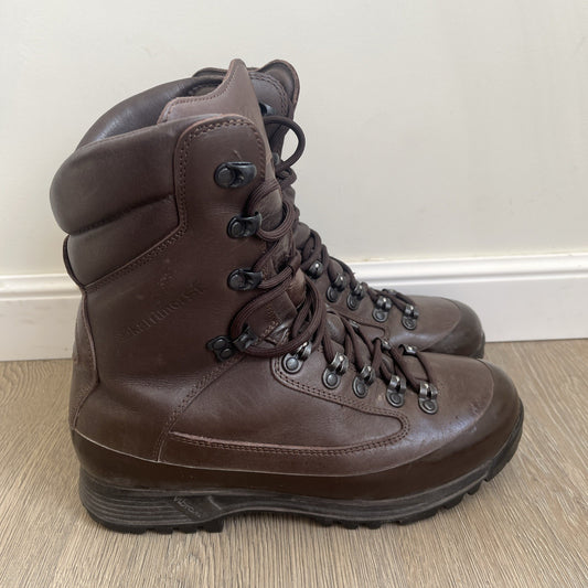 Karrimor SF Vibram Sole Combat Boots Womens Brown Goretex Size UK 6W Used