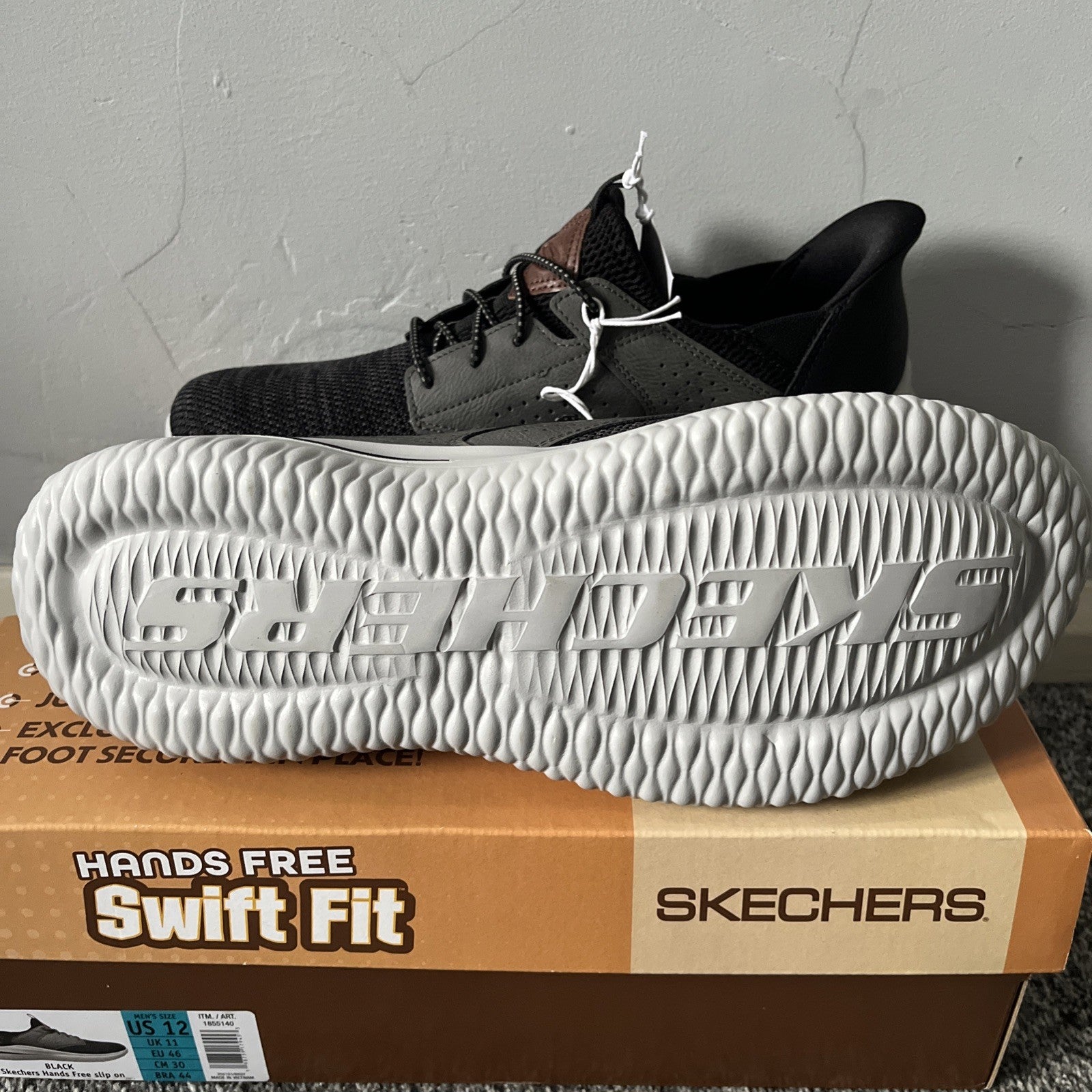 Skechers Swift Fit Delson Mens Slip On Trainers Black Taupe Hands Free UK 10