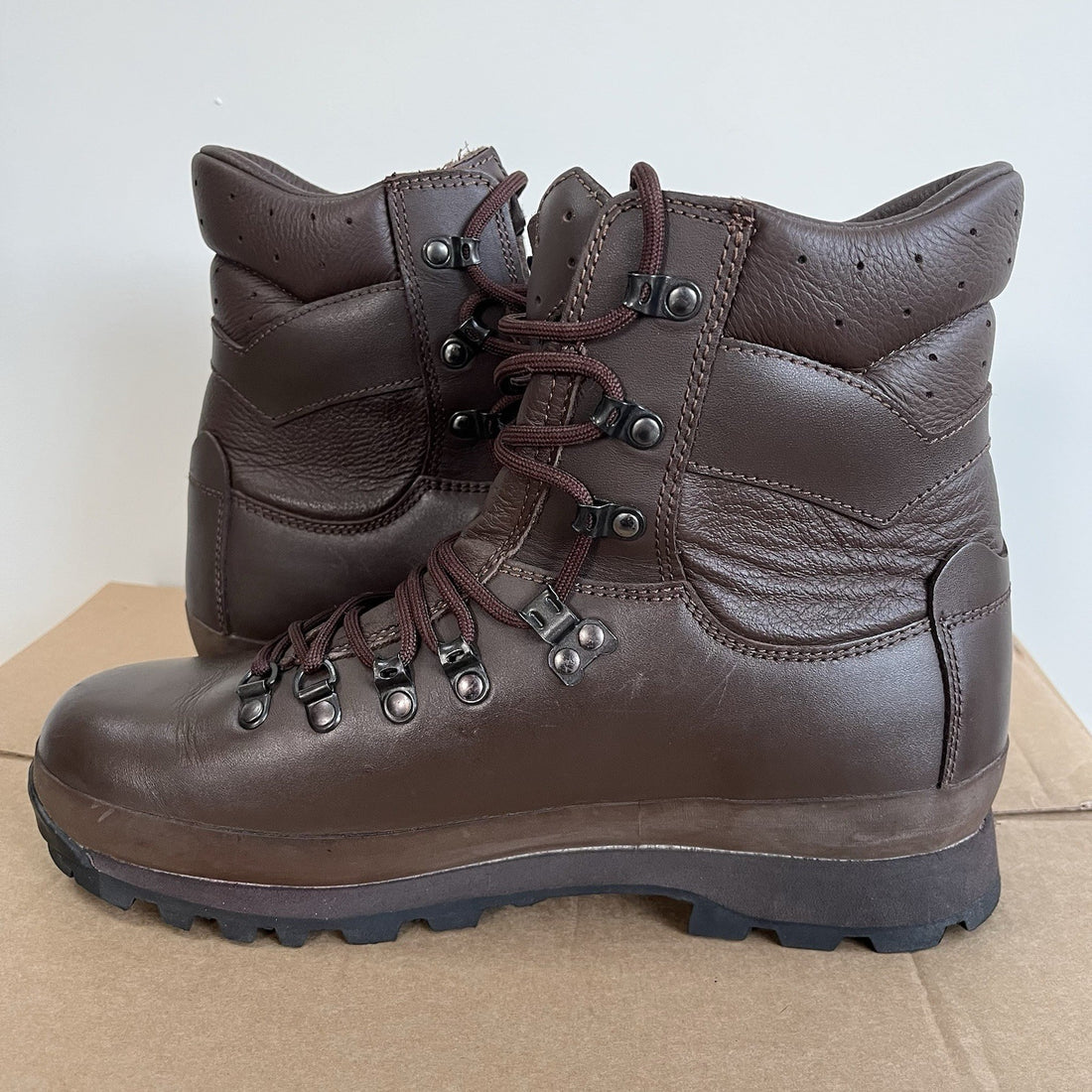 ALTBERG Defender Boots Sizes High Liability Defender Combat British Army Super