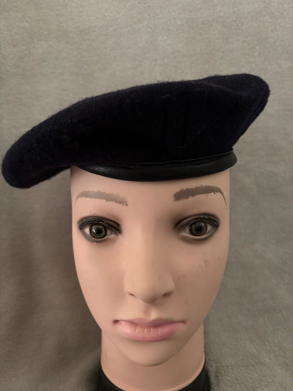 British Army Surplus Berets Used ToS, Royal Welsh, Guard, Signals, Hat