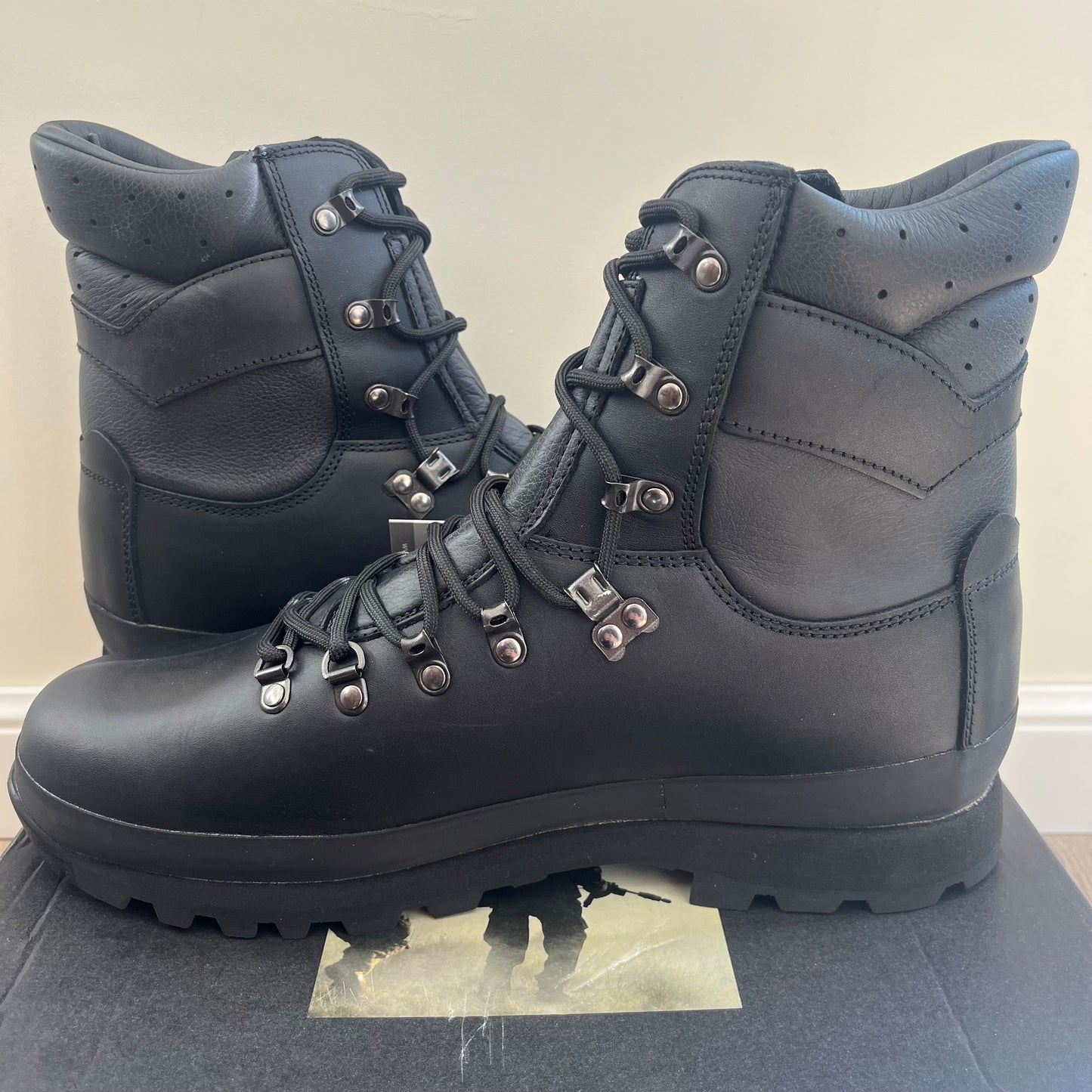 ALTBERG Army Boots Sizes High Liability Defender Combat Black - Brand New - Sizes