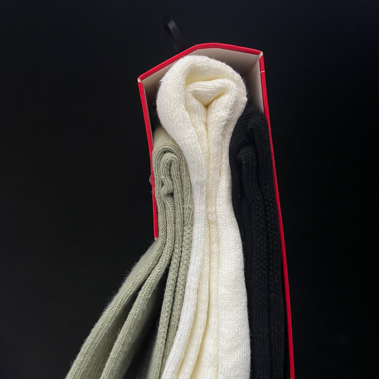 New Balance Crew Socks Men UK Size 7 to 8.5 3 Pairs