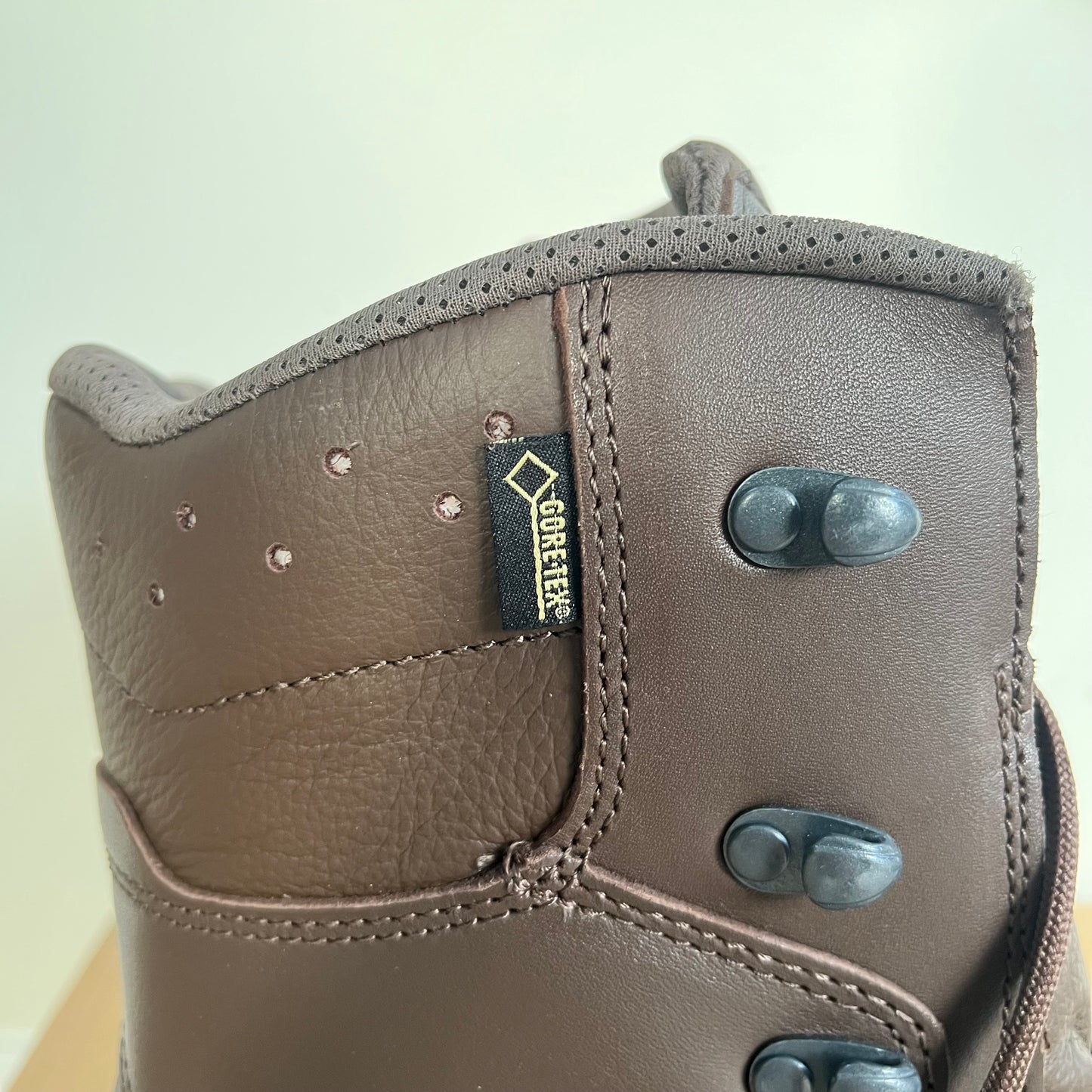 HAIX British Army Surplus Gore-Tex Brown Outdoor Boots - Supergrade - Sizes