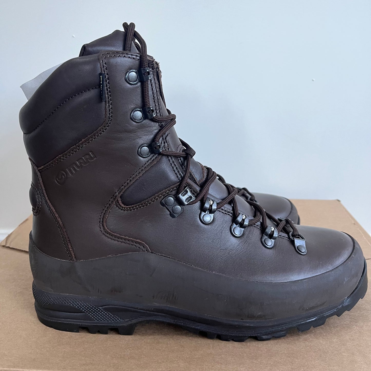 ITURRI British Army Surplus Military Combat Boots GoreTex – Unissued Condition - Sizes